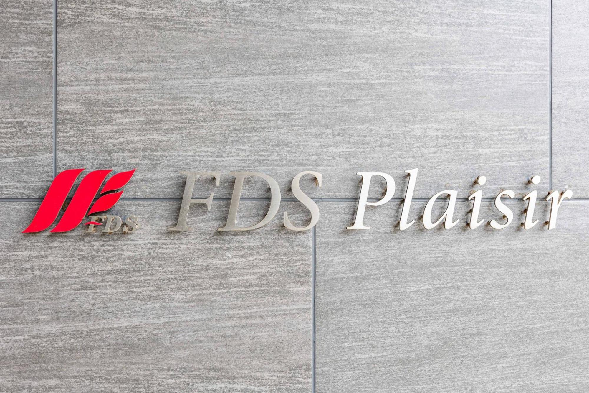 Fds Plaisir Apartment Osaka Bagian luar foto
